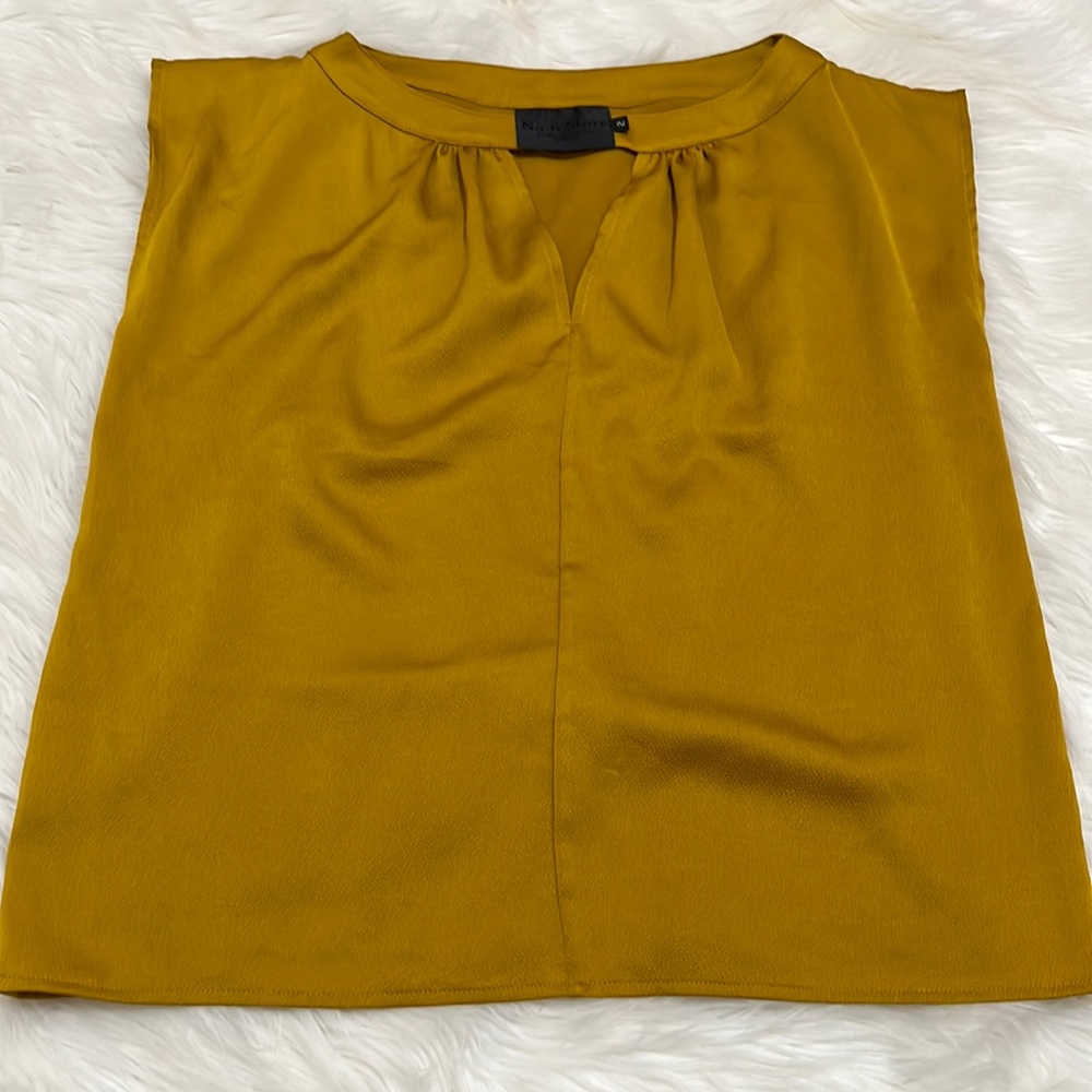 No. 6 store blouse